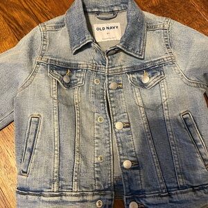 Old Navy 3t Jean jacket that hasn’t been worn.